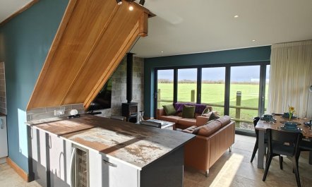 2 Bed in Pennard 1