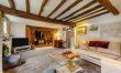 4 Bed in Burwash Common 1