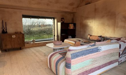 2 Bed in Hartland 1