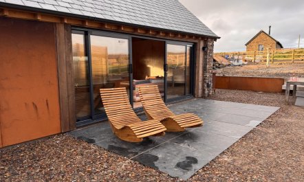 2 Bed in Hartland 5