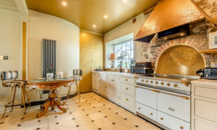 4 Bed in Barnstaple 9