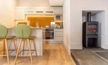 3 Bed in Windermere 2