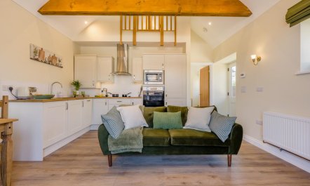 1 Bed in Child Okeford 1