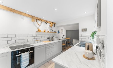 2 Bed in Windermere 2