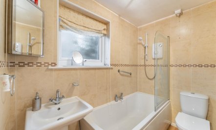 2 Bed in Keswick 4
