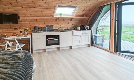1 Bed in Ashwater 8