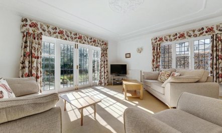 3 Bed in Bowness On Windermere