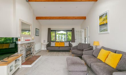 4 Bed in Brixham 4