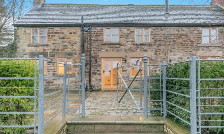 2 Bed in Sheffield 1