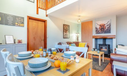 2 Bed in Escomb 7
