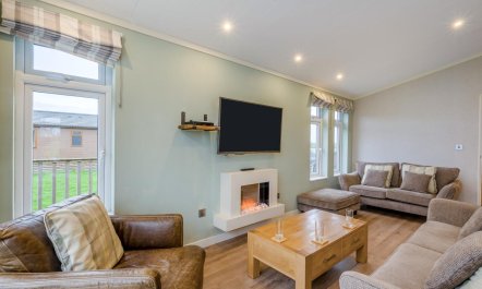 3 Bed in Athelington 8