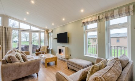 3 Bed in Athelington 5