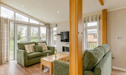 2 Bed in Athelington 9