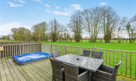 2 Bed in Athelington 7