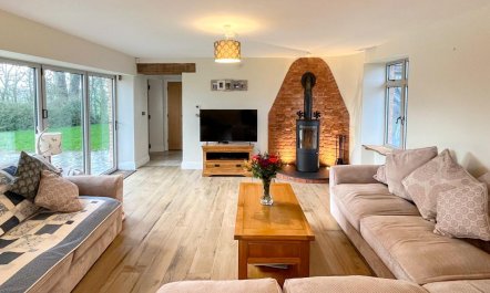 4 Bed in Taunton 5