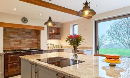 4 Bed in Taunton 3