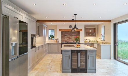 4 Bed in Taunton 1