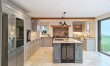 4 Bed in Taunton 1