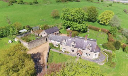 10 Bed in Wroxall