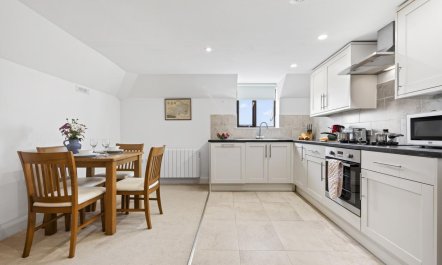 1 Bed in Milton Abbas 7