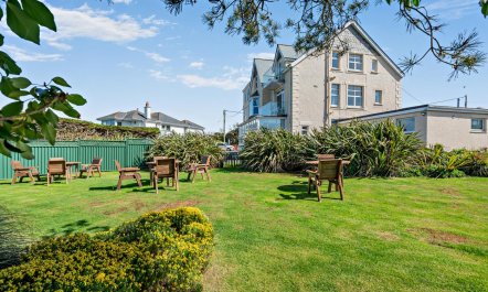 2 Bed in Harlyn Bay 2