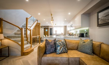 3 Bed in Windermere 2
