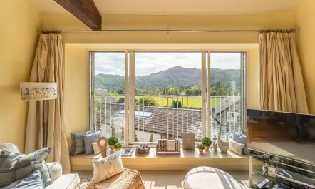 3 Bed in Grasmere 2