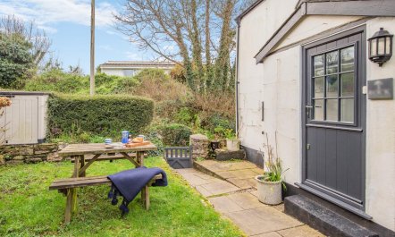 2 Bed in Kingston 3