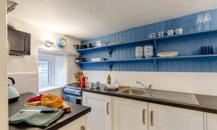 2 Bed in Kingston 4