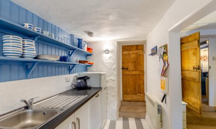 2 Bed in Kingston 5
