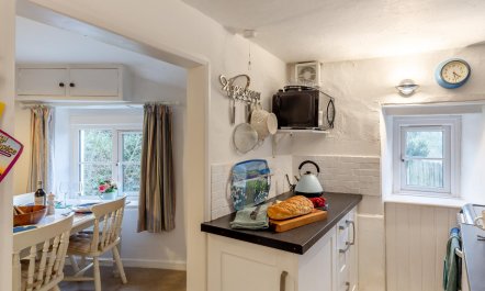 2 Bed in Kingston 6