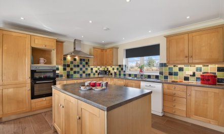 5 Bed in Cockburnspath 4
