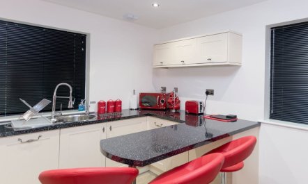 7 Bed in North Duffield 7