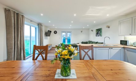 4 Bed in Otterden 7