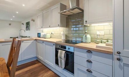 4 Bed in Otterden 6