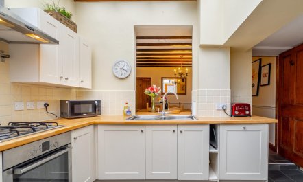 3 Bed in Windermere 6