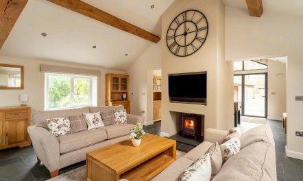4 Bed in Backbarrow 8
