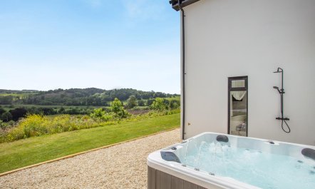 4 Bed in Bishops Tawton 1