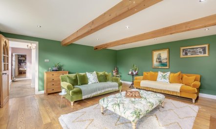 4 Bed in Naburn 9