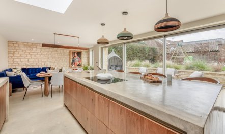 4 Bed in Naburn 8