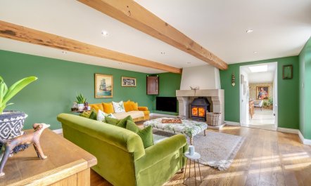4 Bed in Naburn 6