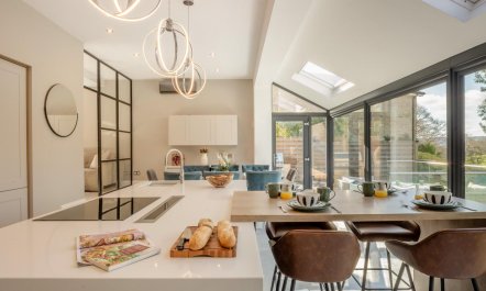 6 Bed in Bingley 9