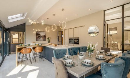 6 Bed in Bingley 7