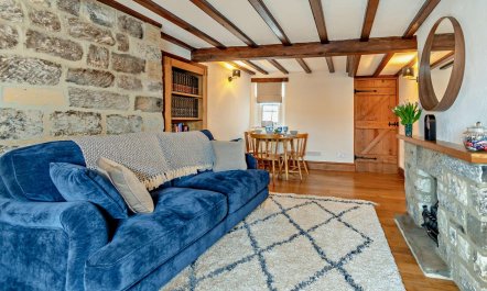 2 Bed in Whitby 2