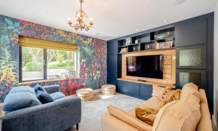 4 Bed in West Lulworth 3