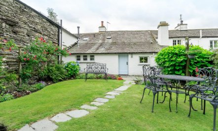 2 Bed in Outgate 3