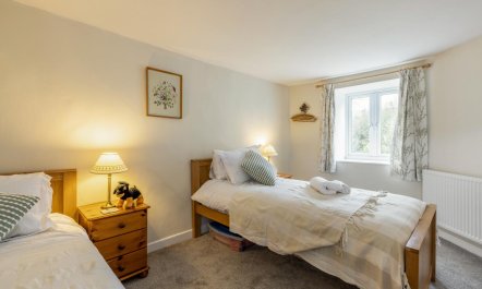 2 Bed in Chideock 5