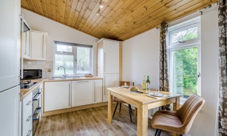 1 Bed in Athelington 7