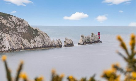 2 Bed in Totland Bay 8
