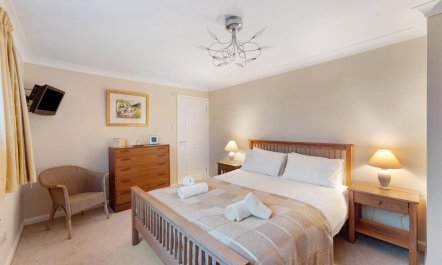 2 Bed in Outgate 4